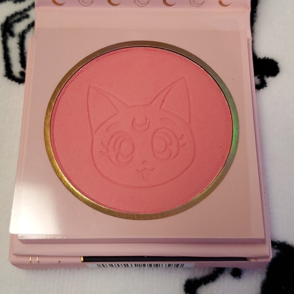 NIB Colourpop x Sailor Moon From The Moon Blush - Picture 2 of 10